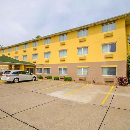 Quality Inn East Evansville Exterior photo