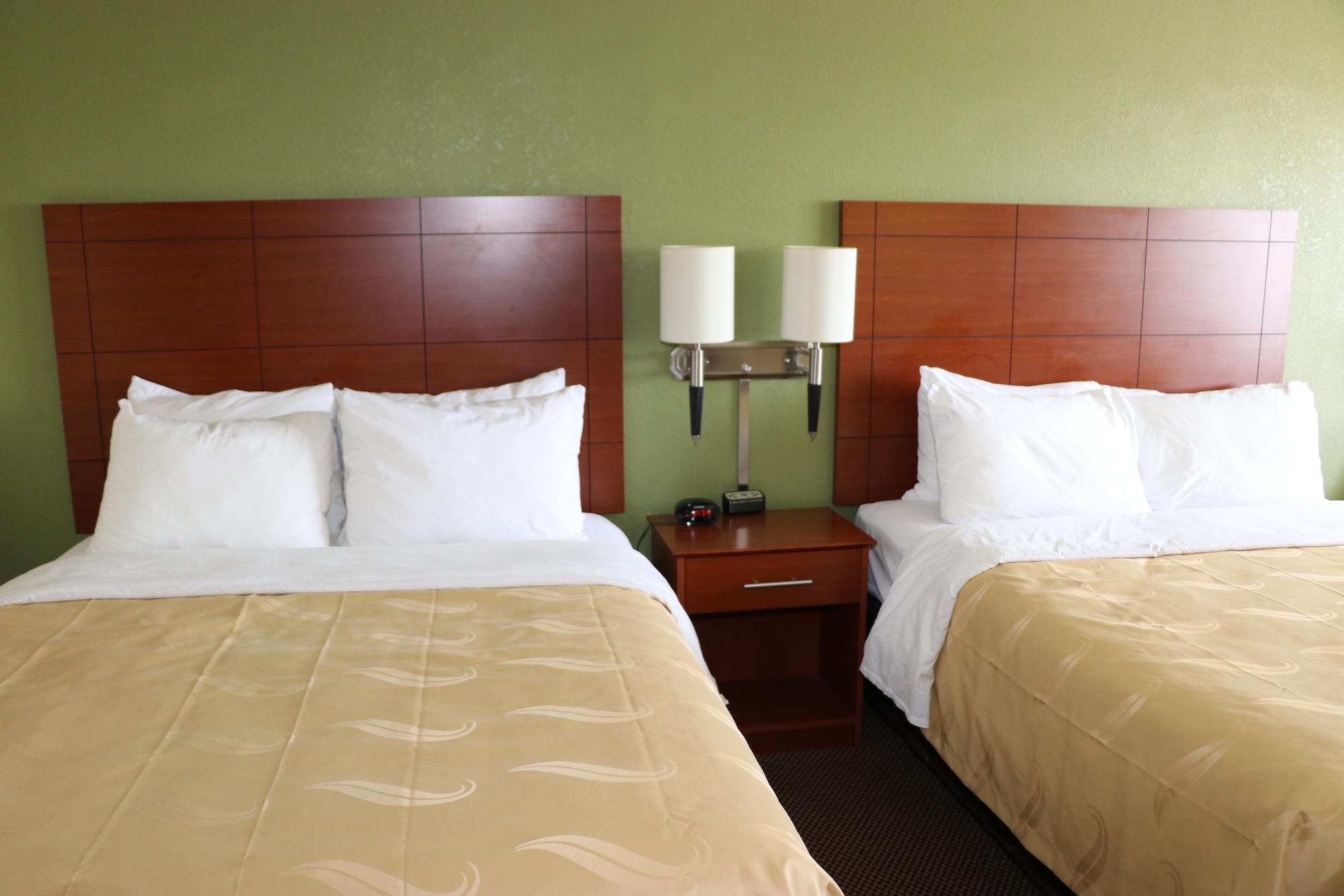 Quality Inn East Evansville Exterior photo