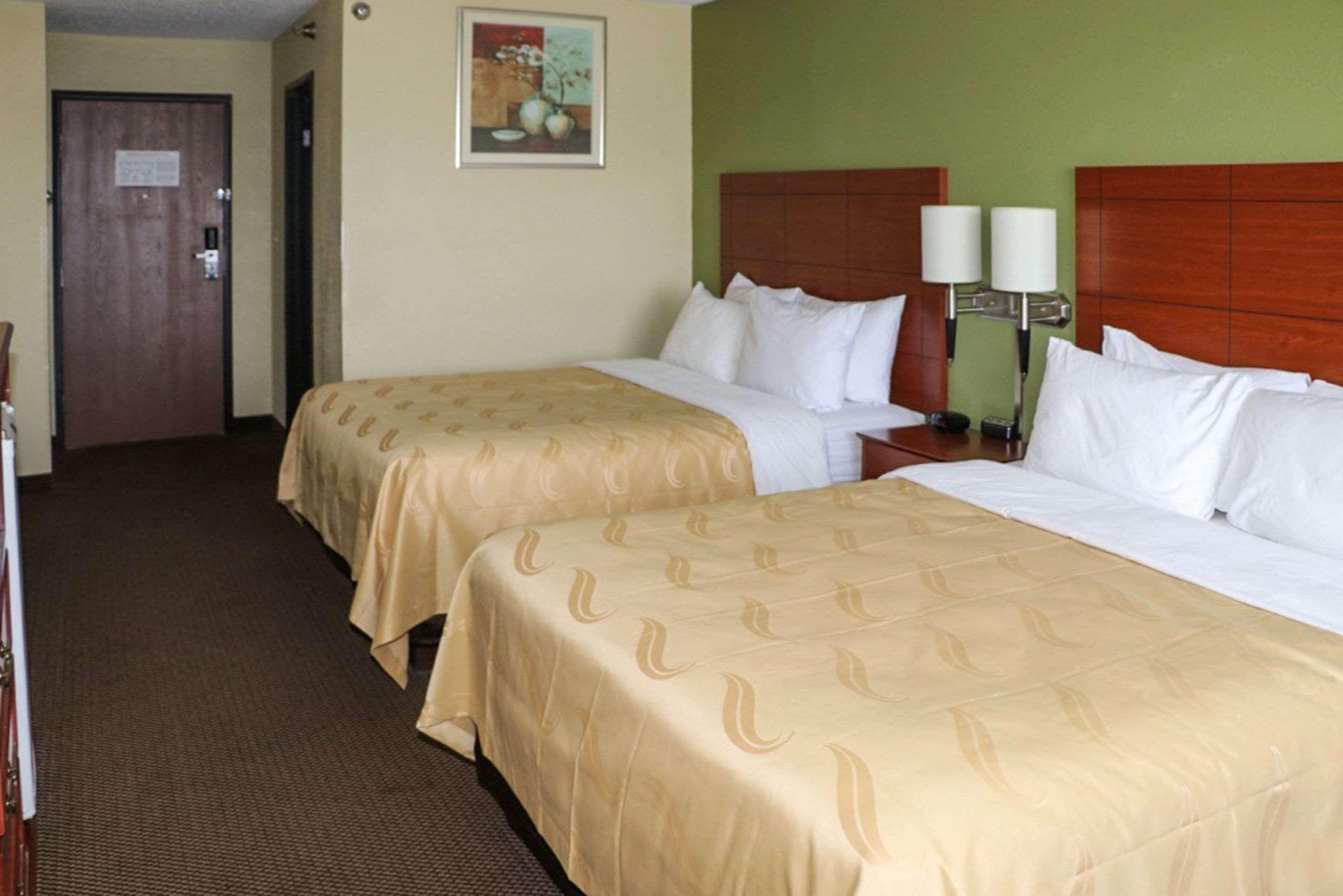 Quality Inn East Evansville Exterior photo