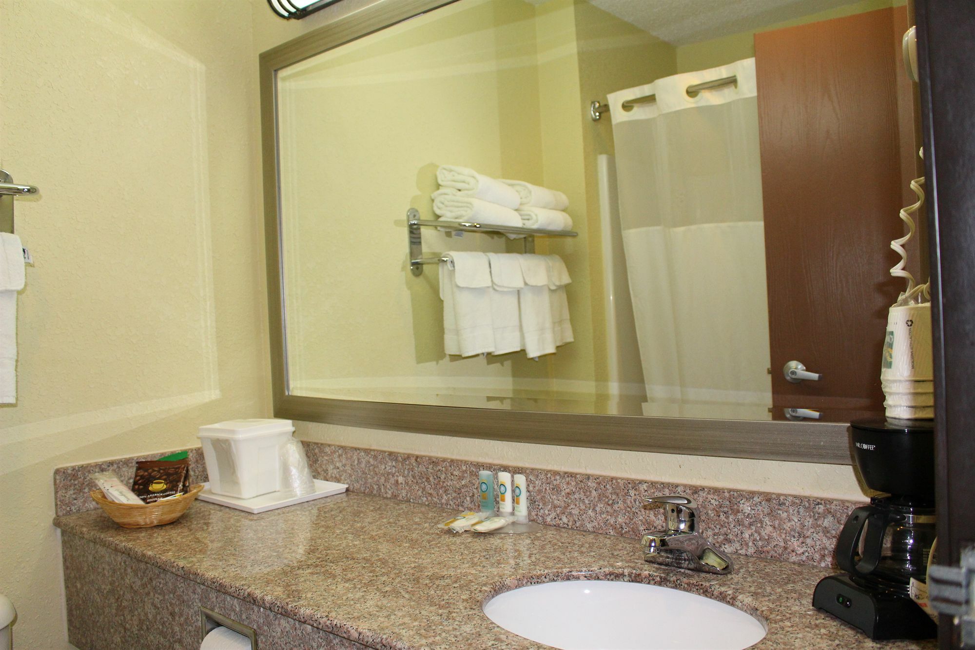 Quality Inn East Evansville Exterior photo